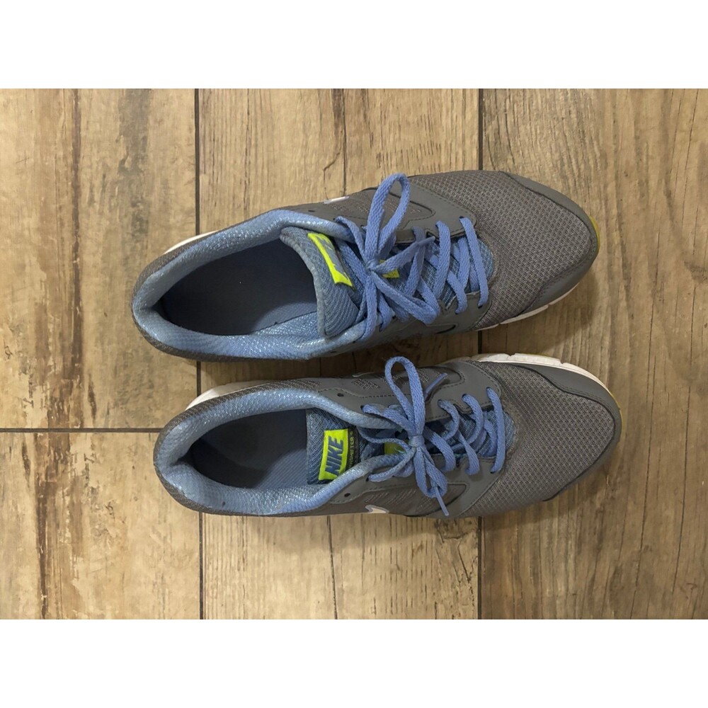 Nike 10.5 men’s shoes